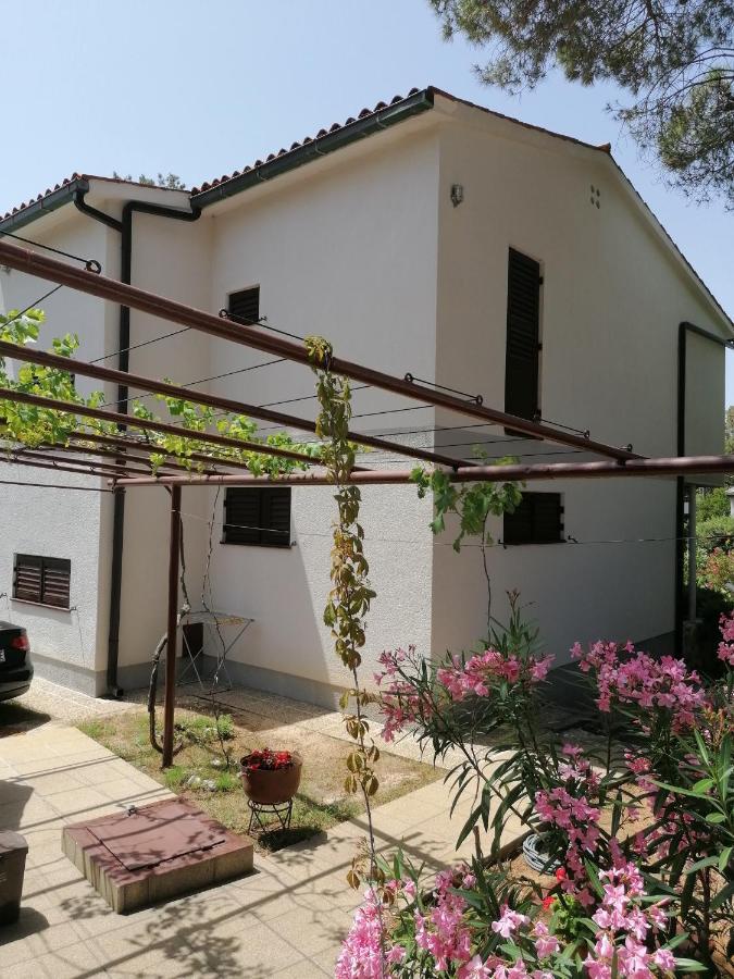 Guesthouse Butkovic Пунат Экстерьер фото